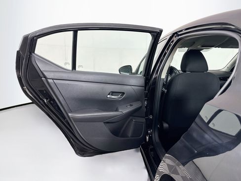 Used 2023 Nissan Sentra SV FWD image 25