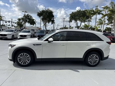 Used 2024 MAZDA CX-90 Plug-In Hybrid w/ Preferred AWD/4WD image 11