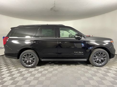 New 2027 Ford Expedition Platinum RWD image 2