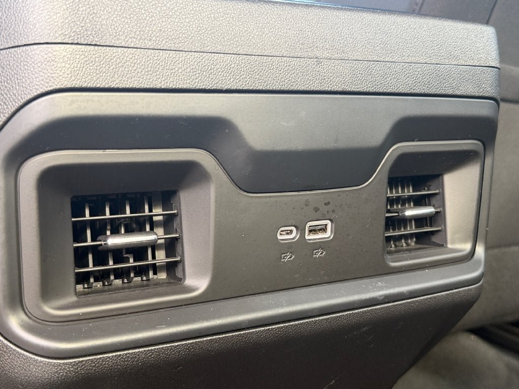 Used 2022 Chevrolet Silverado 1500 RST AWD/4WD image 33