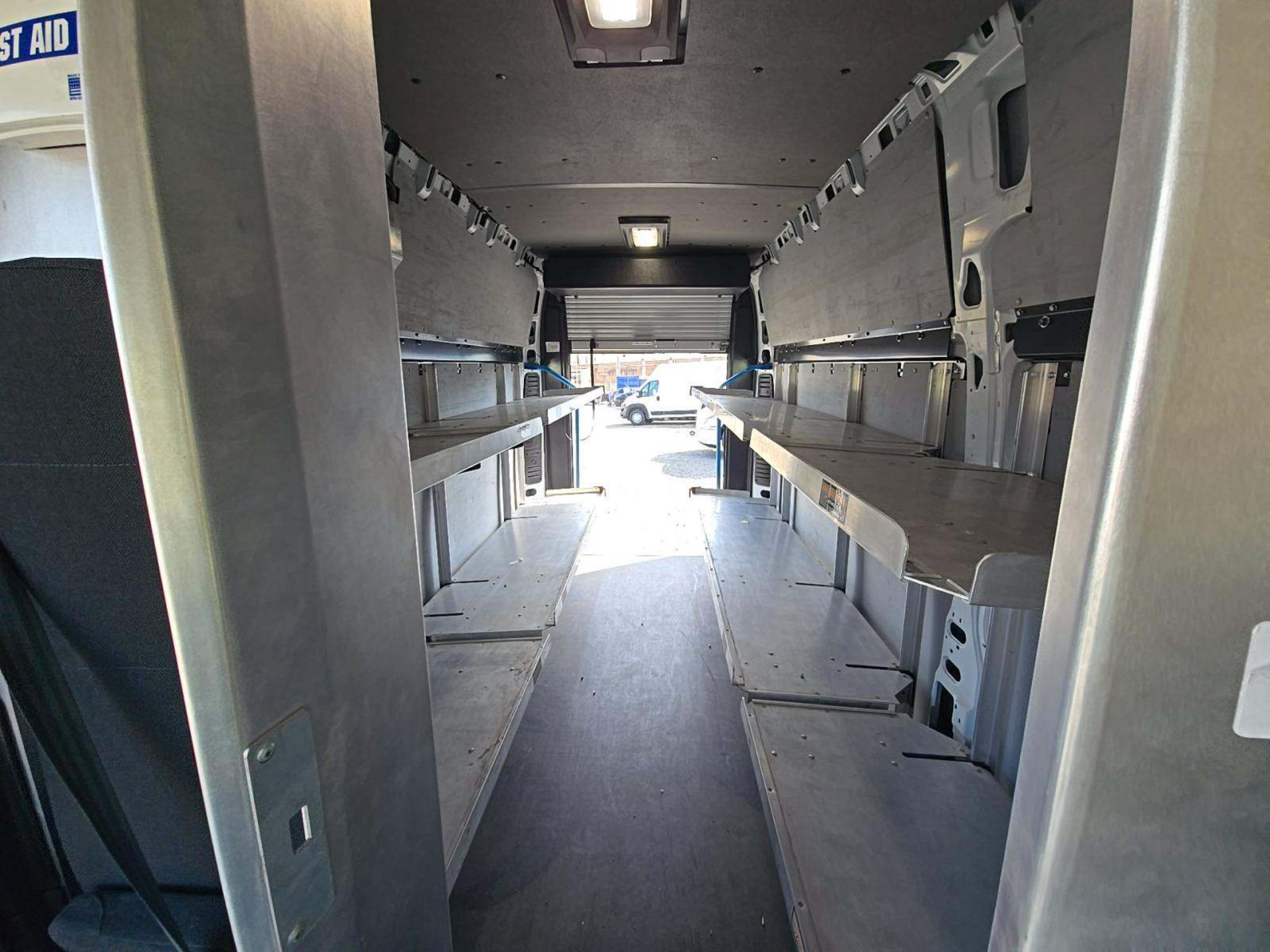 Used 2024 RAM ProMaster 3500 w/ Delivery Van Package FWD image 7