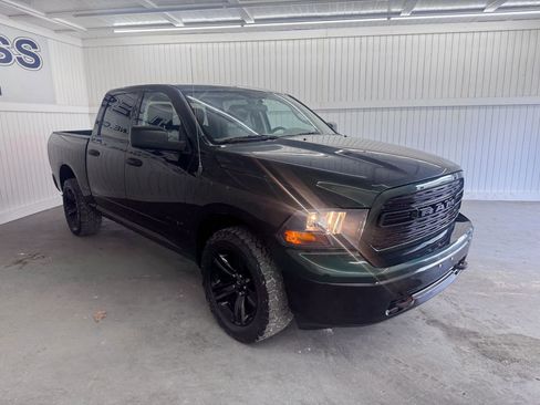 Used 2011 RAM 1500 ST w/ ST Popular Equipment Group image 3