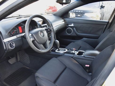 Used 2008 Pontiac G8 RWD image 10