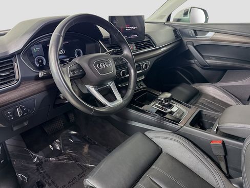 Used 2021 Audi Q5 e Premium Plus w/ Premium Plus Package image 23