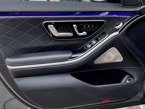Certified 2023 Mercedes-Benz S 580e S 580e image 22