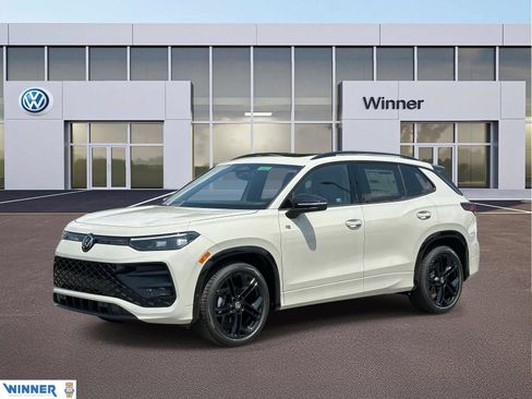 New 2026 Volkswagen Tiguan SE R-Line FWD image 1