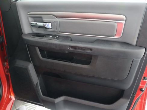 Used 2022 RAM 1500 Classic SLT image 25