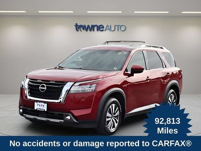 Used 2022 Nissan Pathfinder SL