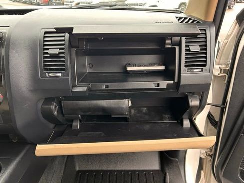 Used 2013 Toyota Sequoia Platinum image 39