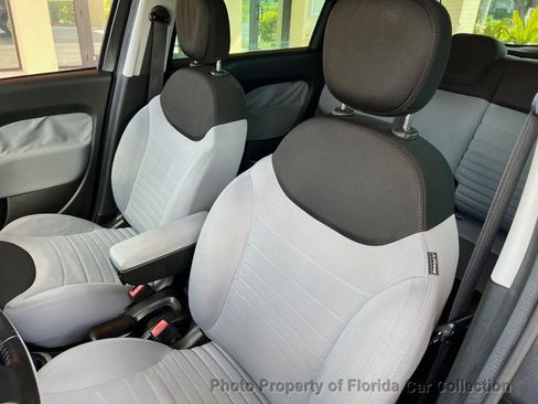 Used 2014 FIAT 500L Easy image 8