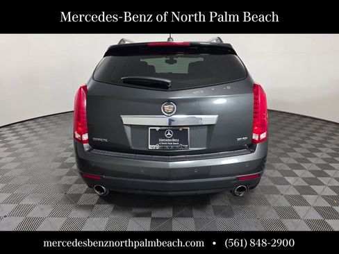 Used 2016 Cadillac SRX Luxury FWD image 4