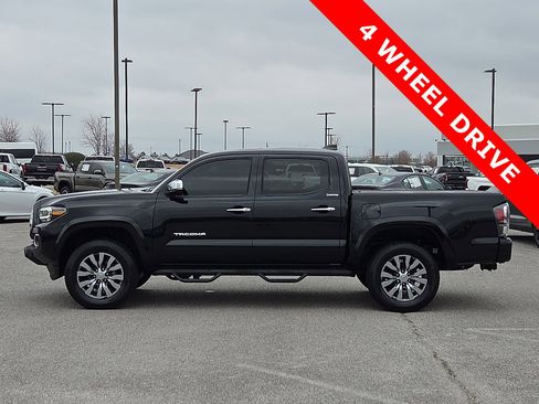 Used 2022 Toyota Tacoma Limited image 3