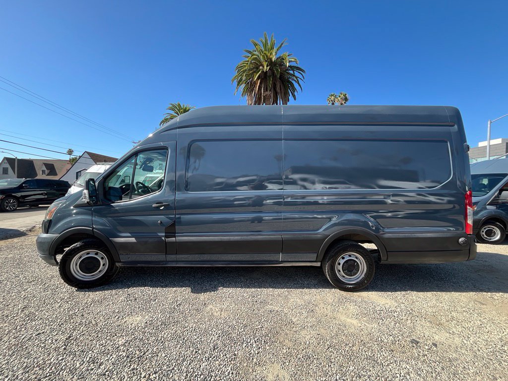 Used 2019 Ford Transit 250 148 High Roof Extended RWD image 9