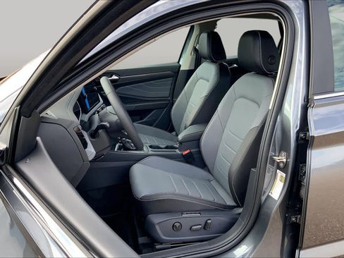 New 2026 Volkswagen Jetta SEL FWD image 7