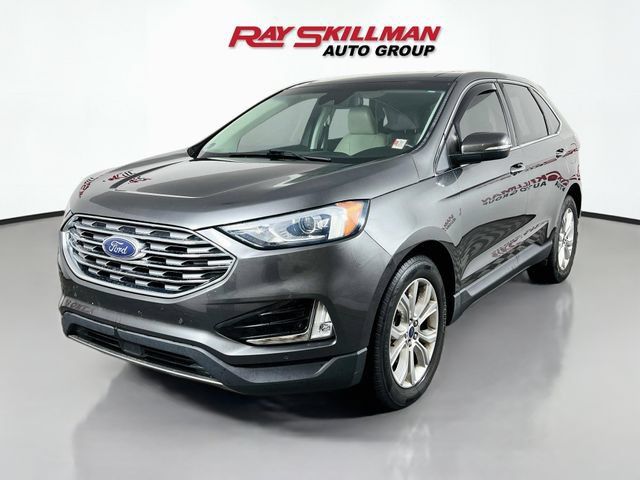 Used 2020 Ford Edge Titanium FWD image 3