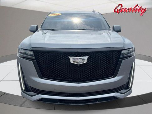 Used 2022 Cadillac Escalade ESV Sport w/ LPO, ONYX Package AWD/4WD image 10