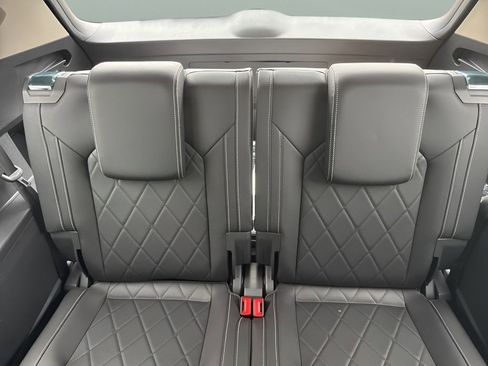 New 2026 Volkswagen Atlas SEL Premium R-Line AWD/4WD image 24