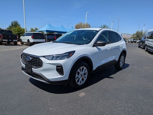 Certified 2024 Ford Escape Active AWD/4WD image 10