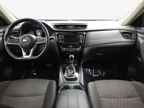 Used 2020 Nissan Rogue SV AWD/4WD image 13