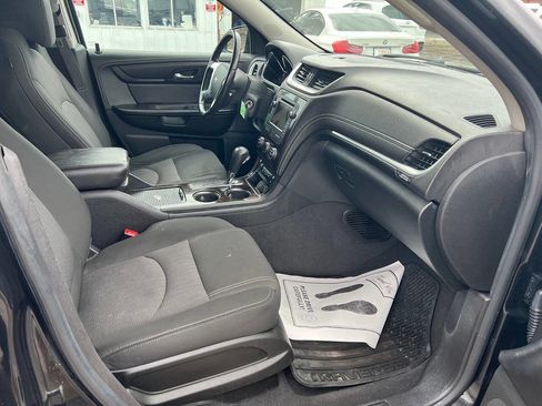 Used 2015 Chevrolet Traverse LT w/ Style and Technology Package AWD/4WD image 24
