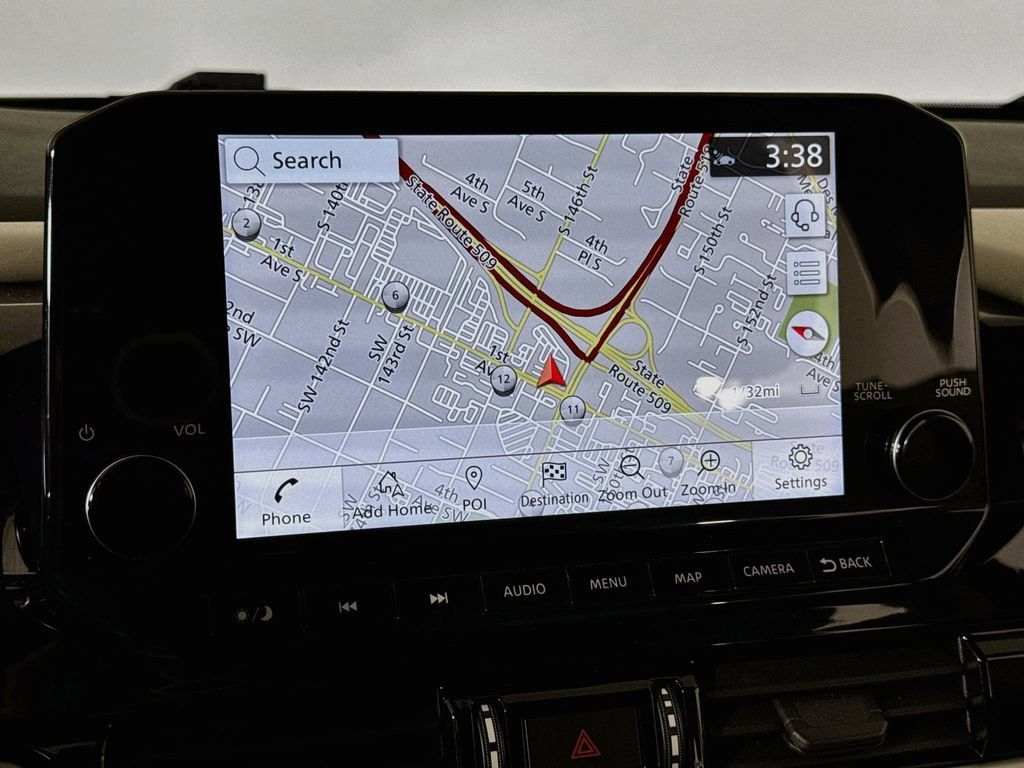 Used 2023 Nissan Pathfinder SL w/ Black Appearance Package AWD/4WD image 37