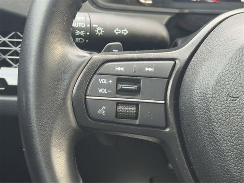 Used 2024 Honda Accord Sport image 27