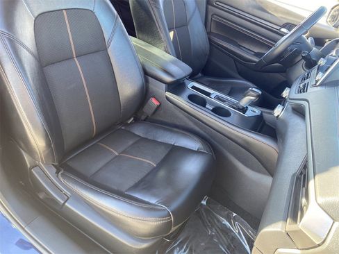 Used 2021 Nissan Altima 2.5 SR w/ SR Premium Package image 8