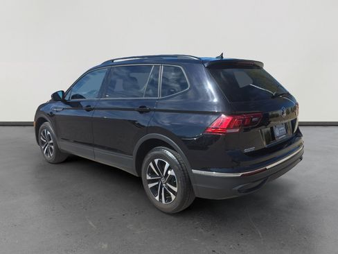 Certified 2022 Volkswagen Tiguan S image 3