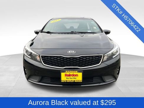 Used 2017 Kia Forte LX image 2