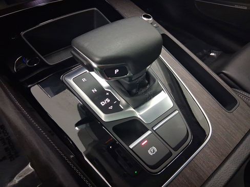 Used 2024 Audi Q5 e Premium Plus w/ Premium Plus Package image 14