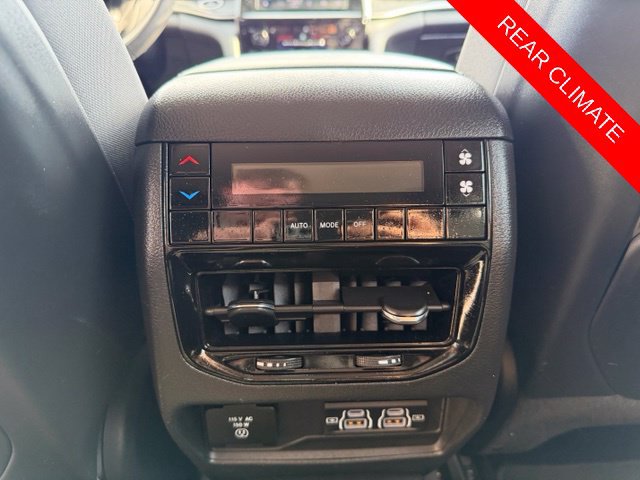 Used 2023 Jeep Grand Cherokee L Laredo w/ Luxury Tech Group I AWD/4WD image 14