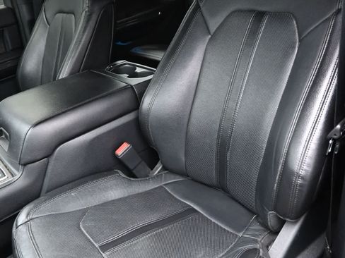 Used 2020 Ford Expedition Max Limited w/ Equipment Group 302A AWD/4WD image 31