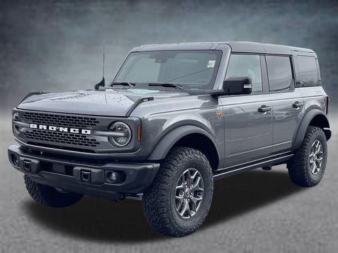 New 2025 Ford Bronco Badlands image 25