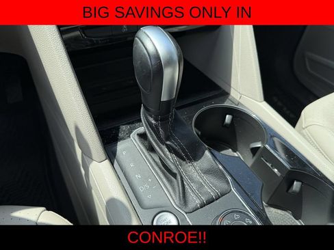 Used 2022 Volkswagen Atlas SEL AWD/4WD image 19