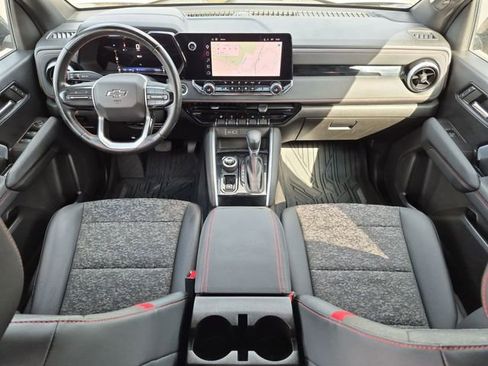 Used 2023 Chevrolet Colorado Z71 w/ Z71 Convenience Package 2 AWD/4WD image 18