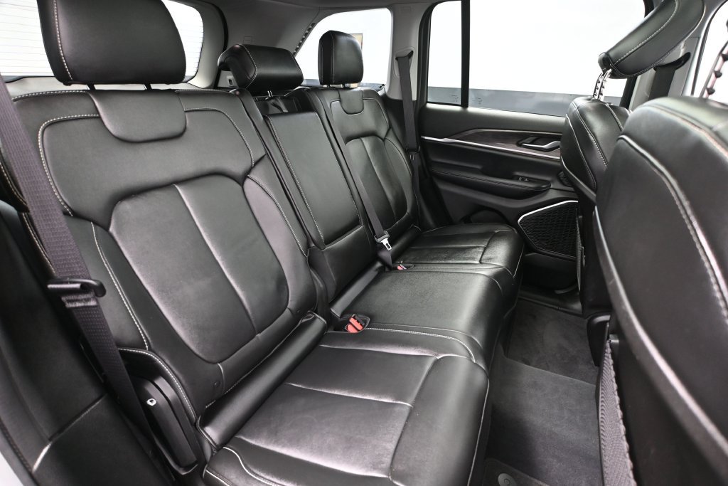 Used 2022 Jeep Grand Cherokee Limited 4xe AWD/4WD image 34