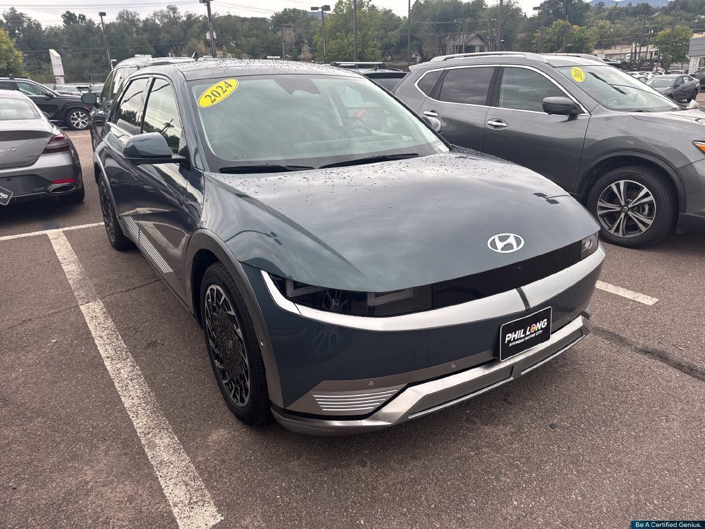 Used 2024 Hyundai Ioniq 5 Limited AWD/4WD image 46