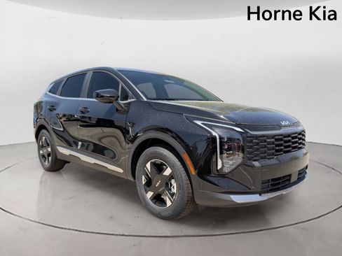 New 2026 Kia Sportage LX FWD image 2