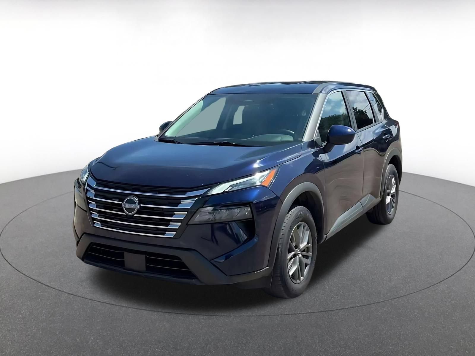 Used 2026 Nissan Rogue SV FWD image 6