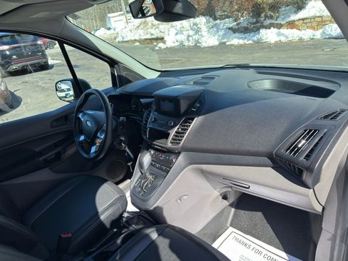 Used 2021 Ford Transit Connect XL image 22