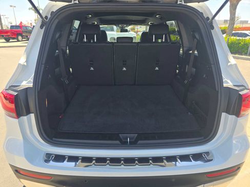 Used 2022 Mercedes-Benz GLB 250 image 15
