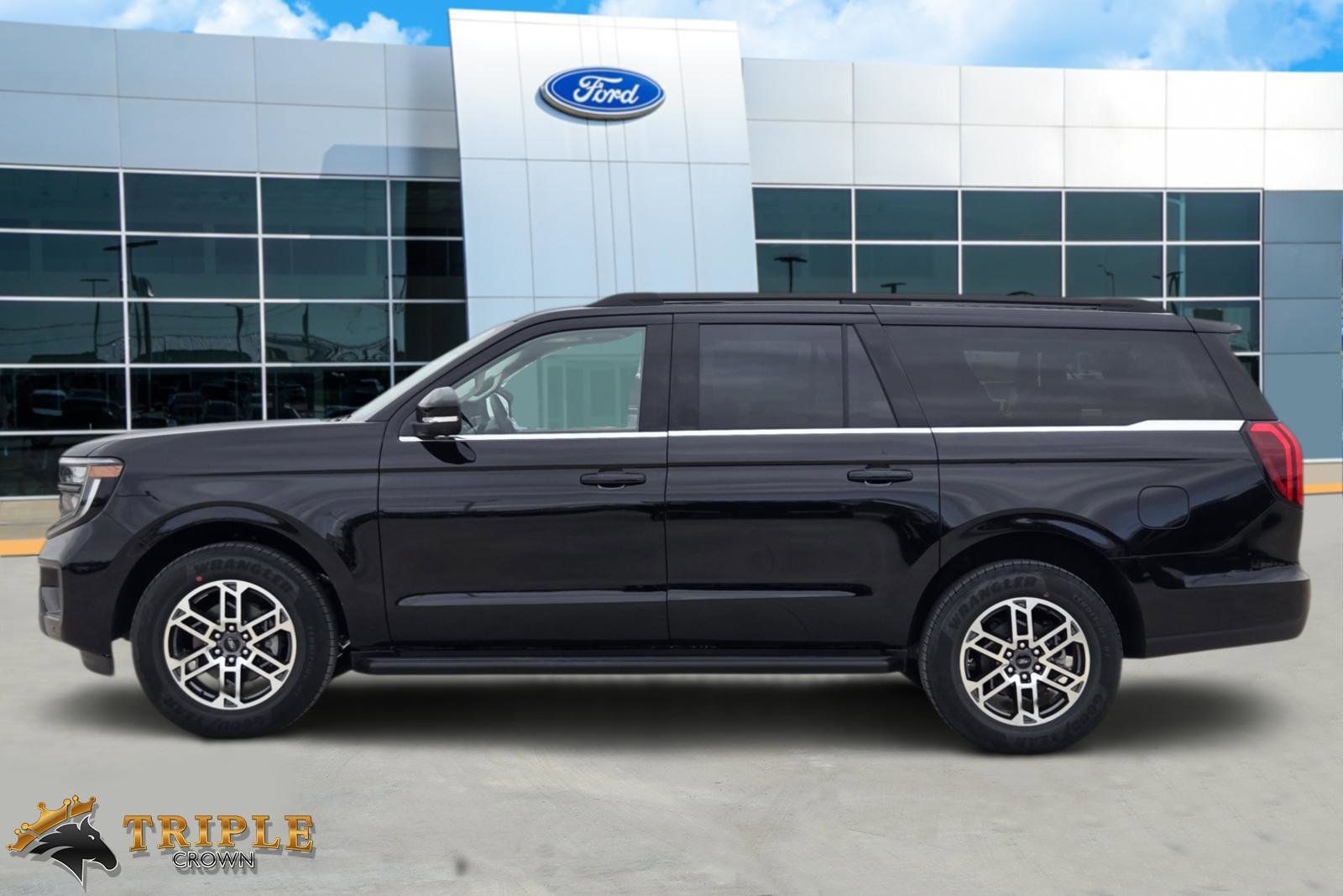 New 2026 Ford Expedition Max Active RWD image 3