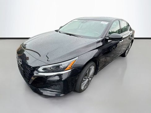 Used 2023 Nissan Altima 2.5 SL AWD/4WD image 5