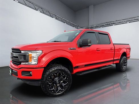 Used 2018 Ford F150 XLT w/ Equipment Group 302A Luxury image 28