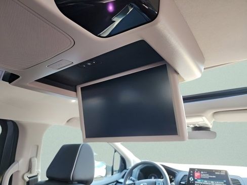 New 2026 Honda Odyssey Touring image 18