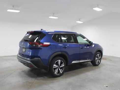 Used 2023 Nissan Rogue SL FWD image 9