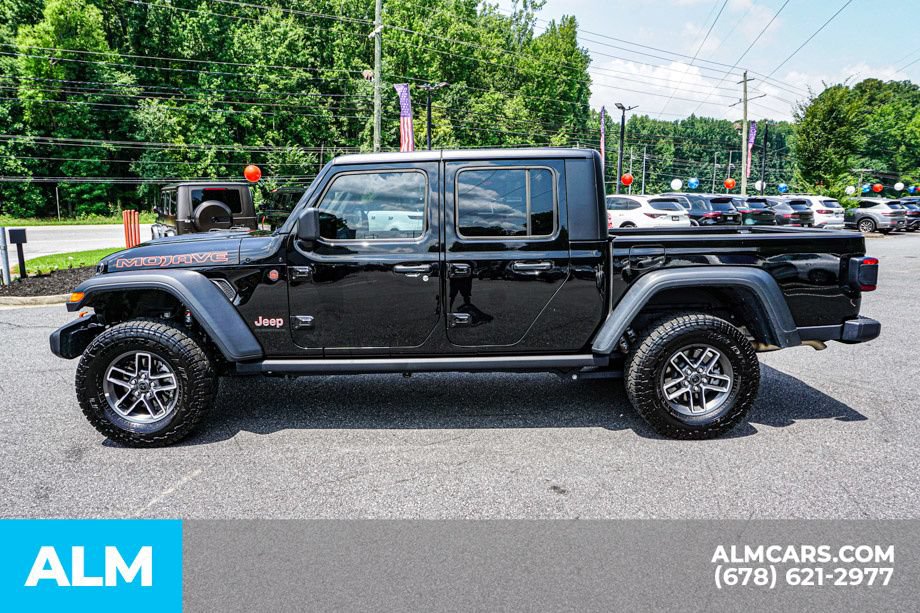 Used 2026 Jeep Gladiator Mojave AWD/4WD image 6