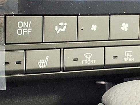 New 2026 Subaru Outback Limited image 9