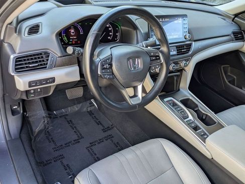 Certified 2020 Honda Accord Touring image 5