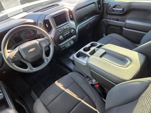 Used 2022 Chevrolet Silverado 1500 Custom RWD image 9